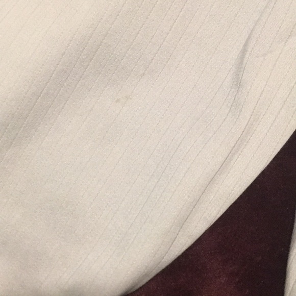 Reitmans. Size 11 CAD. Silver. Long shorts. - Picture 4 of 9